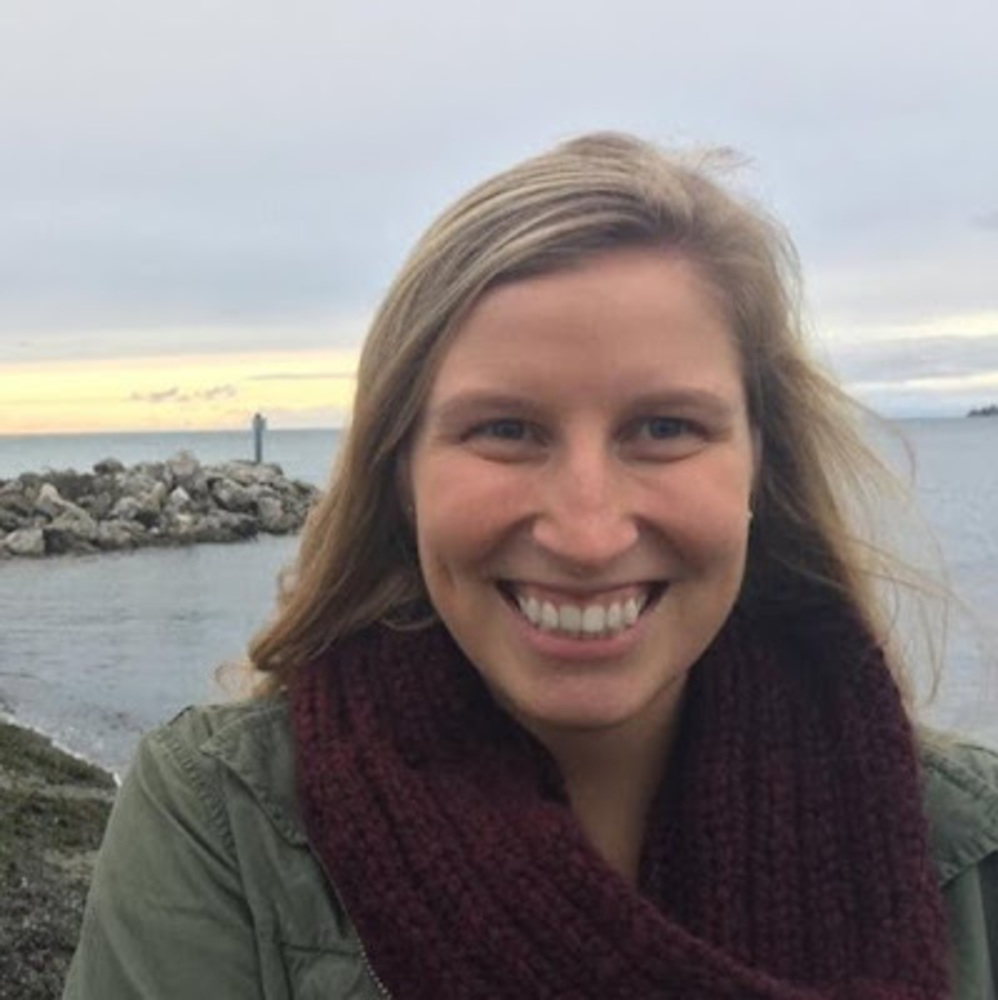 Meet your Posher, Stephanie